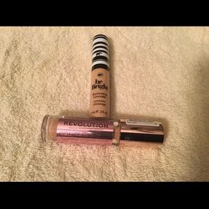 Make Up Revolution & Be Bright Concealer